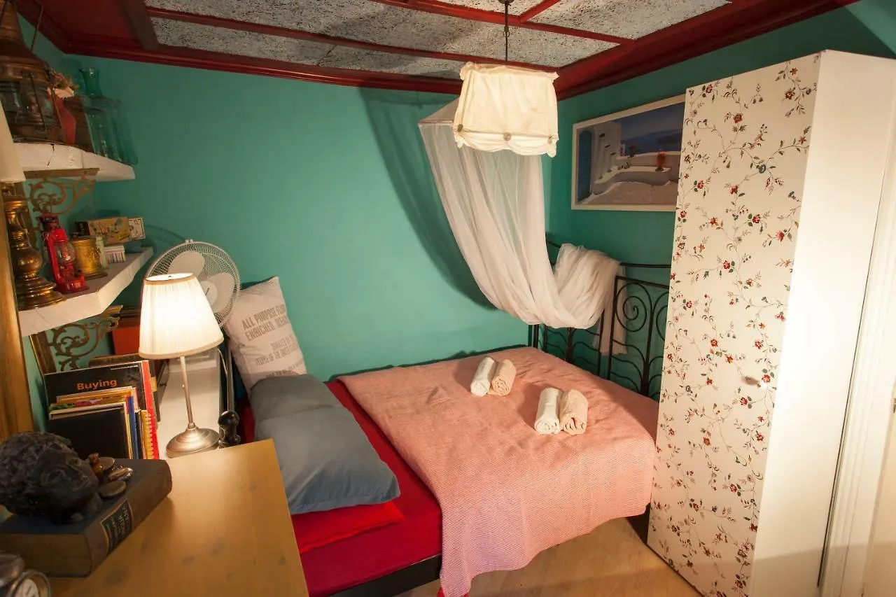 Barbarossa House With Parking Apartment Cres