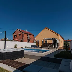 Family And Friends Private Heated Pool With Jacuzzi Villa Zadar